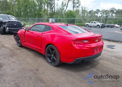 2018 Chevrolet Camaro 1Ls z USA, uszkodzony, nr VIN 1G1FA1RXXJ0100582